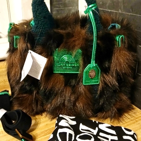 Kurt Geiger 🎁NWT Fuzzy Southbank Tote/Crossbody With Dustbag🎁 Gift Ready - Picture 6 of 15